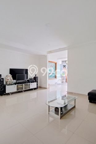 Siap Huni Hunian Elit 4 Kamar di Cinere Dekat ke Mana Saja Siap Huni Hunian Elit 4 Kamar di Cinere Dekat ke Mana Saja