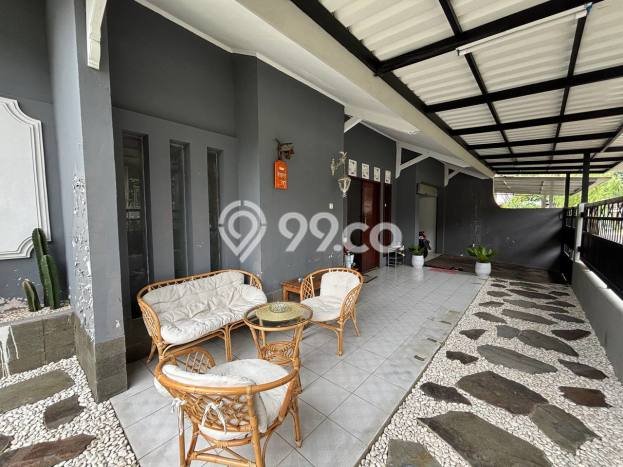 Rumah Eksklusif Siap Huni LT 301m2 di Cinere, Depok Rumah Eksklusif Siap Huni LT 301m2 di Cinere, Depok