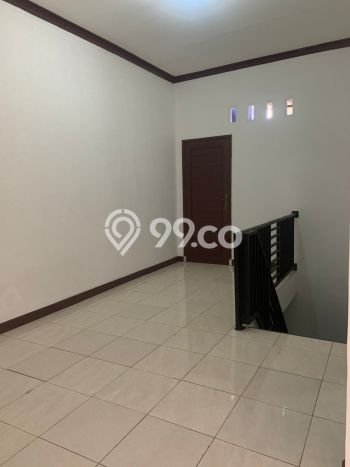 Hunian Cantik Modern Lb 120m2 di Jagakarsa, Jakarta Selatan Hunian Cantik Modern Lb 120m2 di Jagakarsa, Jakarta Selatan