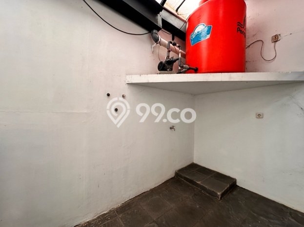 For Sale Rumah 2 Kamar Lokasi Ideal Bagus dan Strategis di Beji For Sale Rumah 2 Kamar Lokasi Ideal Bagus dan Strategis di Beji