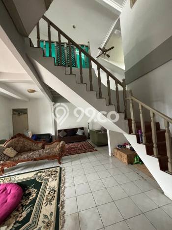 Rumah Eksklusif Siap Huni LT 301m2 di Cinere, Depok Rumah Eksklusif Siap Huni LT 301m2 di Cinere, Depok
