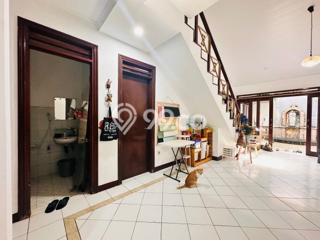 Jual Rumah Favorit Siap Huni LB 250m2 di Cinere, Depok Jual Rumah Favorit Siap Huni LB 250m2 di Cinere, Depok