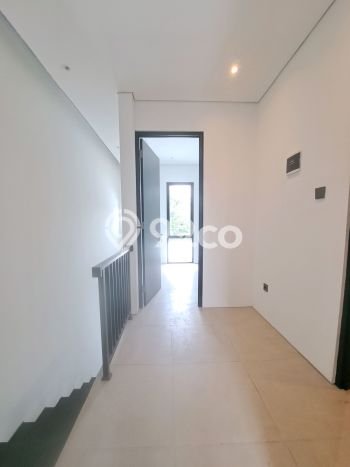 Dijual Rumah Strategis Bagus Punya 4 KT di Cinere Depok SHM Dijual Rumah Strategis Bagus Punya 4 KT di Cinere Depok SHM