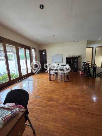 Hunian Mewah Dijual LT 465m2 di Cinere, Depok Hunian Mewah Dijual LT 465m2 di Cinere, Depok