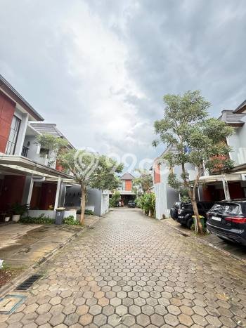 Rumah Modern 3 KT di Cirendeu Jakarta Selatan Unfurnished Rumah Modern 3 KT di Cirendeu Jakarta Selatan Unfurnished