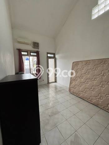Rumah Eksklusif Siap Huni LT 301m2 di Cinere, Depok Rumah Eksklusif Siap Huni LT 301m2 di Cinere, Depok