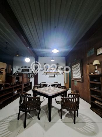 Unit Komersial Dijual di Limo Depok 200m2 Unit Komersial Dijual di Limo Depok 200m2