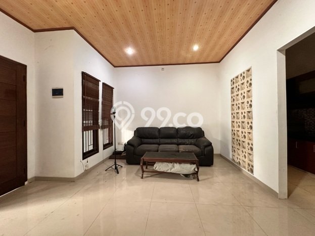 For Sale Rumah 2 Kamar Lokasi Ideal Bagus dan Strategis di Beji For Sale Rumah 2 Kamar Lokasi Ideal Bagus dan Strategis di Beji