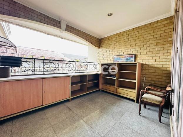 Hunian Mewah LB 1280m2 Siap Huni Desain Elegan di Lebak Bulus, Jakarta Selatan Hunian Mewah LB 1280m2 Siap Huni Desain Elegan di Lebak Bulus, Jakarta Selatan