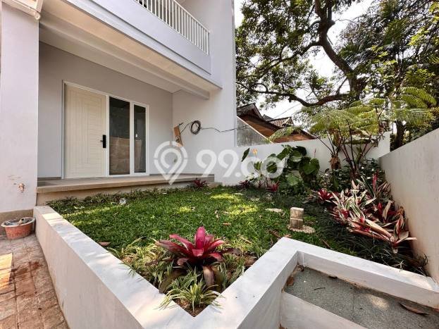 Rumah Mewah Dijual LT 168m2 di Cinere, Depok Rumah Mewah Dijual LT 168m2 di Cinere, Depok