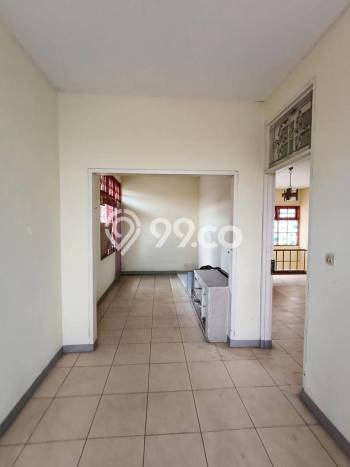 Rumah Mewah Siap Huni LT 340m2 di Cinere, Depok Rumah Mewah Siap Huni LT 340m2 di Cinere, Depok