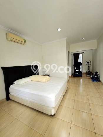 Hot Offer Hunian Premium Ideal dan Luas di Cinere, Depok Hot Offer Hunian Premium Ideal dan Luas di Cinere, Depok