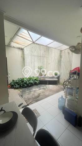 Dijual Rumah Strategis Bagus Punya 2 KT di Cinere Depok SHM Dijual Rumah Strategis Bagus Punya 2 KT di Cinere Depok SHM