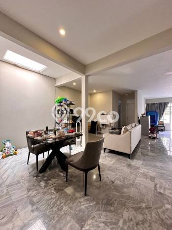 Jual Rumah Mewah Megah Dengan View Cantik di Lebak Bulus, Jakarta Selatan Jual Rumah Mewah Megah Dengan View Cantik di Lebak Bulus, Jakarta Selatan