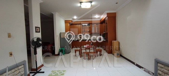 For Sale! Premium House LT 220m2 Desain Modern di Surabaya Kota For Sale! Premium House LT 220m2 Desain Modern di Surabaya Kota
