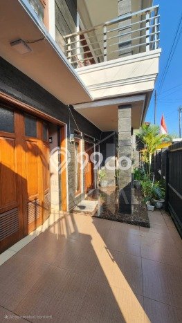Jual Rumah Strategis Bagus Punya 5 KT di Arcamanik Bandung SHM Jual Rumah Strategis Bagus Punya 5 KT di Arcamanik Bandung SHM