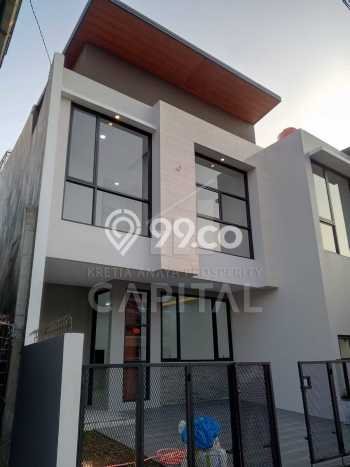 Rumah Strategis Modern Lb 102m2 di Bojongloa Kidul, Bandung Rumah Strategis Modern Lb 102m2 di Bojongloa Kidul, Bandung