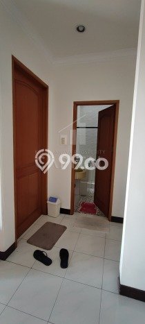 For Sale! Premium House LT 220m2 Desain Modern di Surabaya Kota For Sale! Premium House LT 220m2 Desain Modern di Surabaya Kota