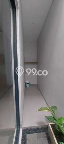 Jual Rumah Bagus Siap Huni LB 150m2 di Citraland, Surabaya Jual Rumah Bagus Siap Huni LB 150m2 di Citraland, Surabaya