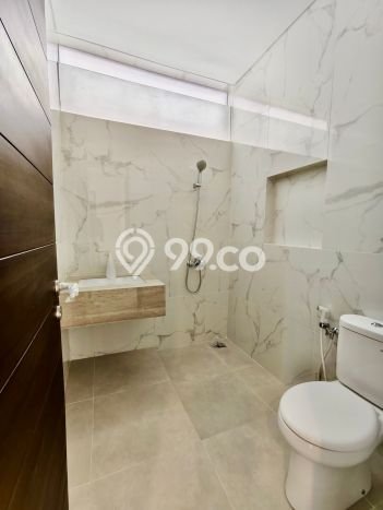 Dijual Rumah Premium dengan Fasilitas Sekitar Komplit di Citraland, Surabaya Dijual Rumah Premium dengan Fasilitas Sekitar Komplit di Citraland, Surabaya