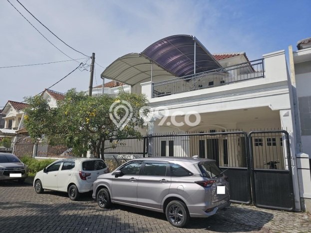 Dijual Rumah Premium dengan Fasilitas Sekitar Lengkap di Wiyung, Surabaya Dijual Rumah Premium dengan Fasilitas Sekitar Lengkap di Wiyung, Surabaya