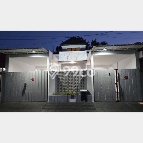 Best Deal Hunian Premium Ideal dan Luas di Wiyung, Surabaya Best Deal Hunian Premium Ideal dan Luas di Wiyung, Surabaya