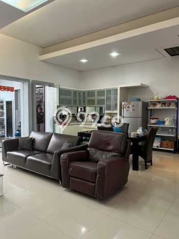 Dijual Rumah Mewah Megah Dengan View Eksklusif di Darmo permai, Surabaya Dijual Rumah Mewah Megah Dengan View Eksklusif di Darmo permai, Surabaya