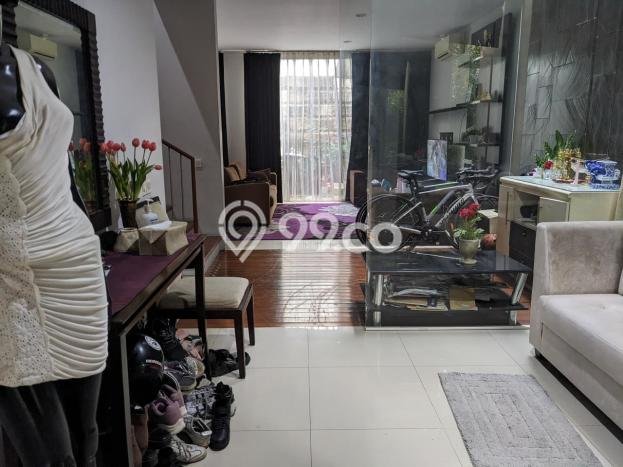 Disewakan! Rumah 4 Kamar Tidur &
3 Kamar Mandi di Citraland, Surabaya Disewakan! Rumah 4 Kamar Tidur &
3 Kamar Mandi di Citraland, Surabaya