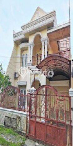 PENAWARAN TERBATAS! Rumah Berkualitas area Surabaya Kota, Luas 200m² Bangunan 300m² PENAWARAN TERBATAS! Rumah Berkualitas area Surabaya Kota, Luas 200m² Bangunan 300m²