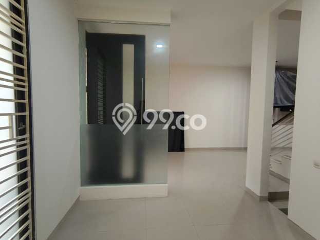 Rumah Luas Asri 4 KT Siap Pakai di Surabaya Kota Surabaya Rumah Luas Asri 4 KT Siap Pakai di Surabaya Kota Surabaya