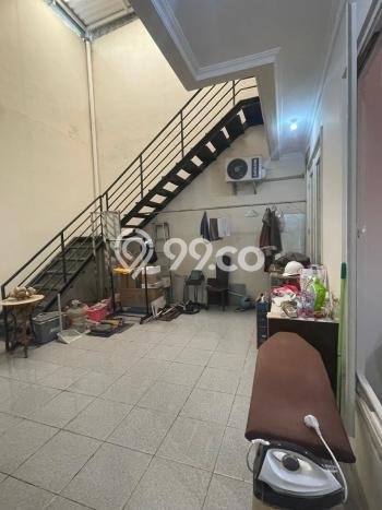 Jual Rumah Modern 5 KT di Surabaya Kota, Surabaya Jual Rumah Modern 5 KT di Surabaya Kota, Surabaya