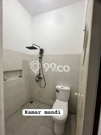 Disewakan! Rumah 2 Kamar Tidur &
1 Kamar Mandi di Surabaya Kota, Surabaya Disewakan! Rumah 2 Kamar Tidur &
1 Kamar Mandi di Surabaya Kota, Surabaya