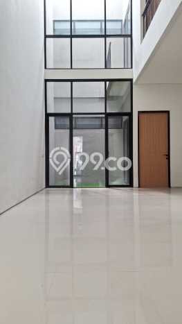 Dijual Rumah Mewah Elegan Dengan View Eksklusif di Surabaya Kota, Surabaya Dijual Rumah Mewah Elegan Dengan View Eksklusif di Surabaya Kota, Surabaya
