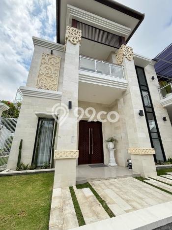 Vila Terawat di , Ukuran 285m2m², Kawasan Asri dan aman Vila Terawat di , Ukuran 285m2m², Kawasan Asri dan aman