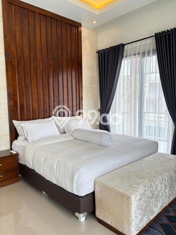 Vila Terawat di , Ukuran 285m2m², Kawasan Asri dan aman Vila Terawat di , Ukuran 285m2m², Kawasan Asri dan aman