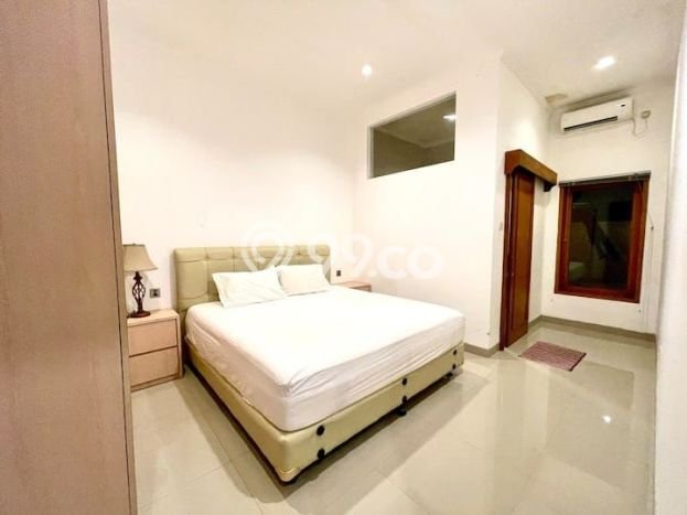 Bisa KPR! Rumah Strategis di , Luas 136m2m² Bangunan 160m2m² Bisa KPR! Rumah Strategis di , Luas 136m2m² Bangunan 160m2m²