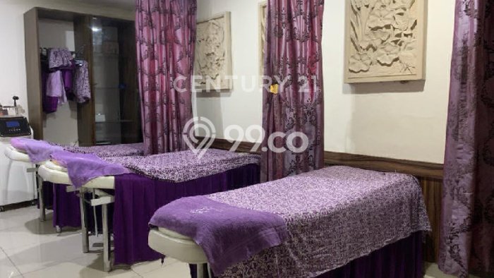 Ruko Dijual di Lippo Cikarang LT 144m2, LB 600m2 untuk Investasi Ruko Dijual di Lippo Cikarang LT 144m2, LB 600m2 untuk Investasi