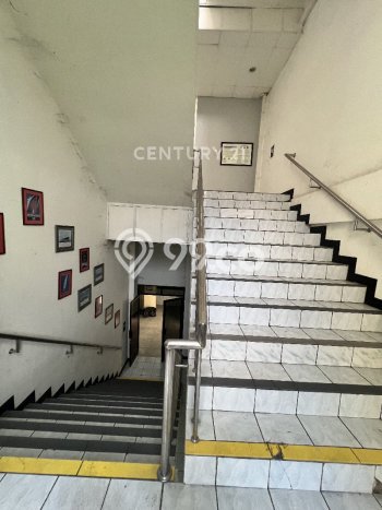 POTENSI BESAR! Kantor Kawasan , Luas 4608m2m², Lokasi Mainroad POTENSI BESAR! Kantor Kawasan , Luas 4608m2m², Lokasi Mainroad