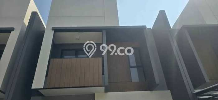 Rumah Strategis kawasan Summarecon Crown Gading, 2 KM, Lingkungan Tenang, LT 77m² LB 130m² Rumah Strategis kawasan Summarecon Crown Gading, 2 KM, Lingkungan Tenang, LT 77m² LB 130m²