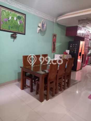 Rumah Strategis Modern Lb 240m2 di Ciledug, Tangerang Rumah Strategis Modern Lb 240m2 di Ciledug, Tangerang