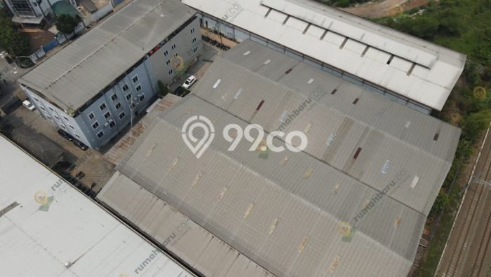 KAWASAN PREMIUM! Gudang di Daan Mogot, Luas 3800m², Area Komersial KAWASAN PREMIUM! Gudang di Daan Mogot, Luas 3800m², Area Komersial