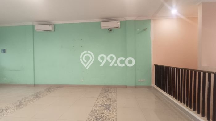 Ruko Siap Pakai di Gading Serpong, Luas 126m², Area Komersial, Jalan Bagus Ruko Siap Pakai di Gading Serpong, Luas 126m², Area Komersial, Jalan Bagus