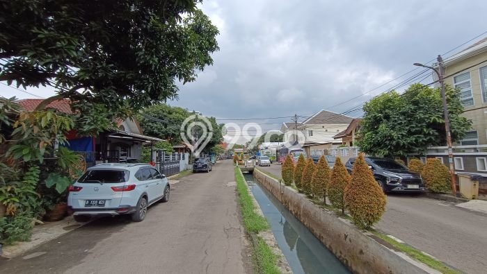 Rumah Modern Cantik 3 KT Bisa Langsung Pindah di Serpong Utara Rumah Modern Cantik 3 KT Bisa Langsung Pindah di Serpong Utara