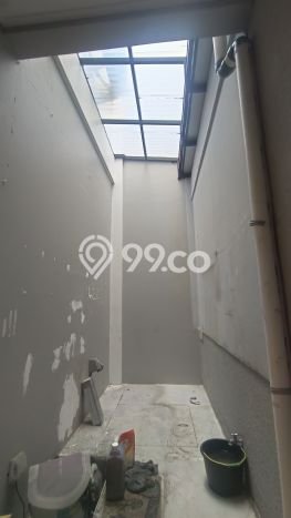 Ruko Siap Pakai di Gading Serpong, Luas 126m², Area Komersial, Jalan Bagus Ruko Siap Pakai di Gading Serpong, Luas 126m², Area Komersial, Jalan Bagus