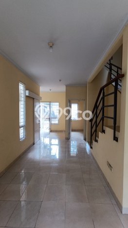 Jarang Ada! Rumah Sewa 3 Kamar Nyaman Siap Huni Gading Serpong Jarang Ada! Rumah Sewa 3 Kamar Nyaman Siap Huni Gading Serpong