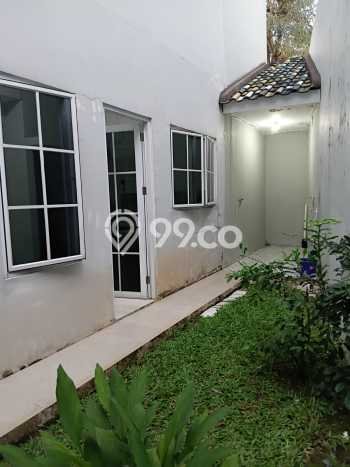 Rumah Sewa Tangerang LT 182m2 LB 200m2 Area Gading Serpong Rumah Sewa Tangerang LT 182m2 LB 200m2 Area Gading Serpong