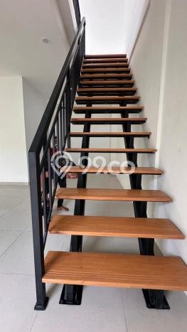 Ruko Dijual di Tangerang LT 40m2 & LB 83m2 Lokasi Terbaik! Ruko Dijual di Tangerang LT 40m2 & LB 83m2 Lokasi Terbaik!