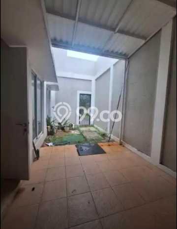 Disewakan! Rumah 3 Kamar Tidur &
3 Kamar Mandi di Gading Serpong, Tangerang Disewakan! Rumah 3 Kamar Tidur &
3 Kamar Mandi di Gading Serpong, Tangerang