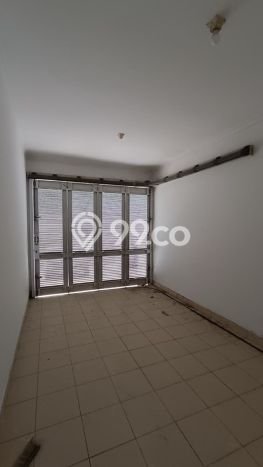 Jual Rumah Mewah Elegan Dengan View Cantik di Gading Serpong, Tangerang Jual Rumah Mewah Elegan Dengan View Cantik di Gading Serpong, Tangerang
