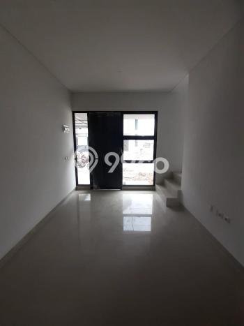 Rumah sewa siap pakai 5 Kamar Tidur di BSD City, Tangerang Rumah sewa siap pakai 5 Kamar Tidur di BSD City, Tangerang